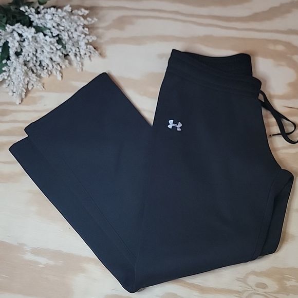 Under Armour Other - Under Armour Semi Fitted Black Sweatpants